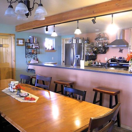Bay Avenue Inn Homer Phòng bức ảnh